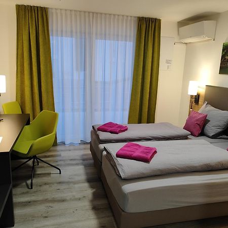 Hotel Gaestehaus Stock Zimmer Wasserfall FDH 외부 사진